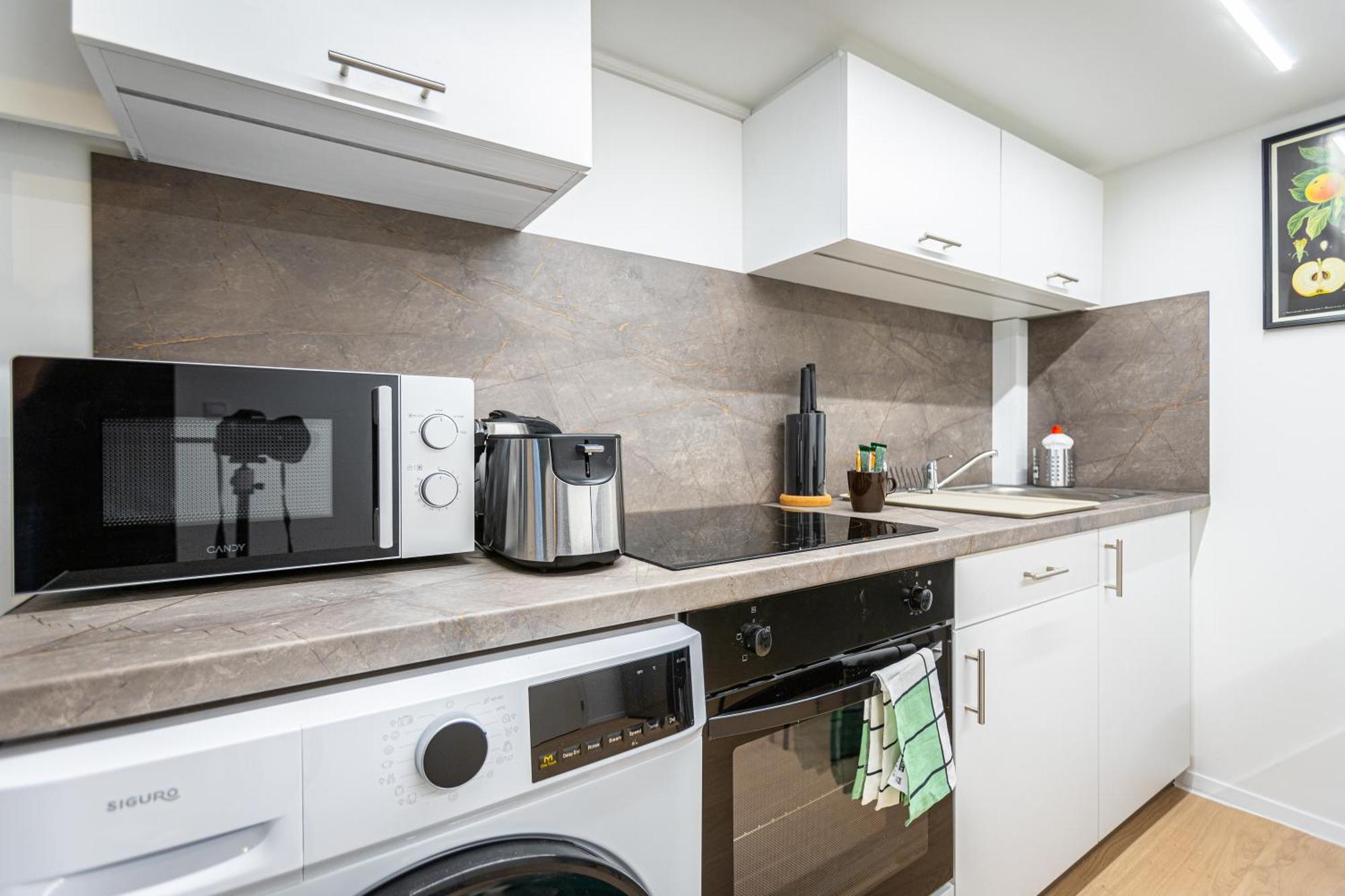 Cute Gallery Flat In Budapest, Spring Budapest